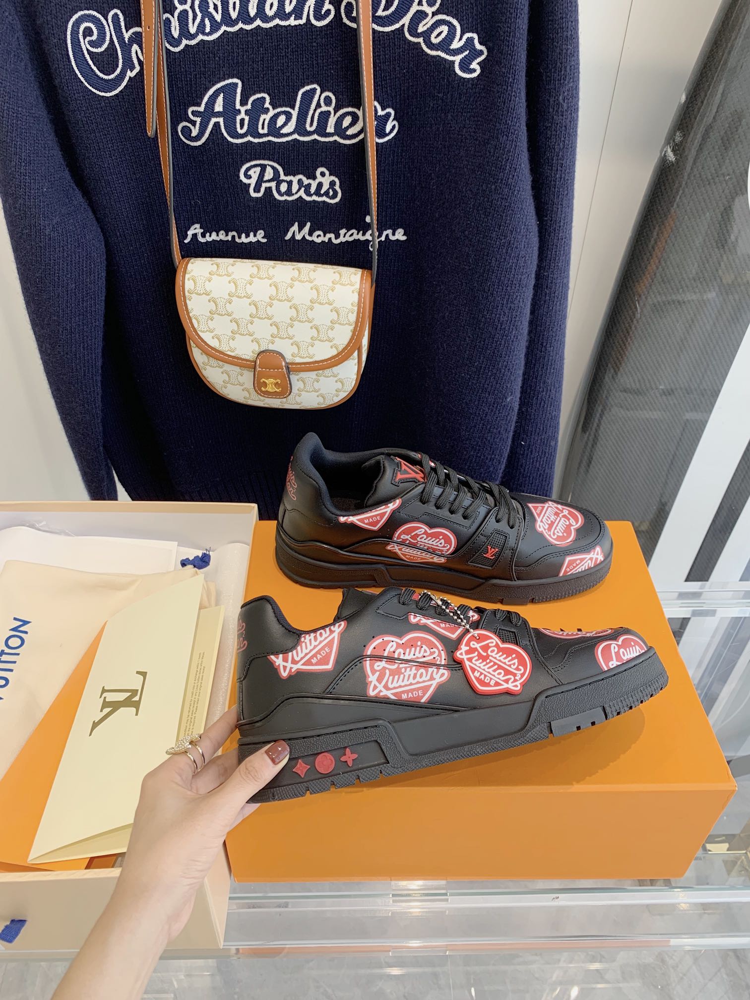 Louis Vuitton LV TRAINERS SNEAKER 8 - vstockx