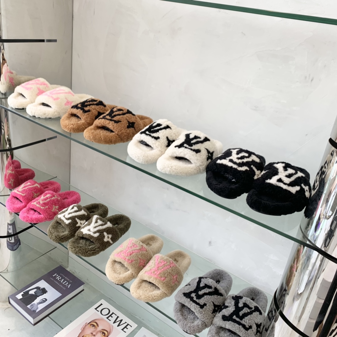 Louis Vuitton GLORIA FLAT LOAFERS WOMEN 12 - vstockx