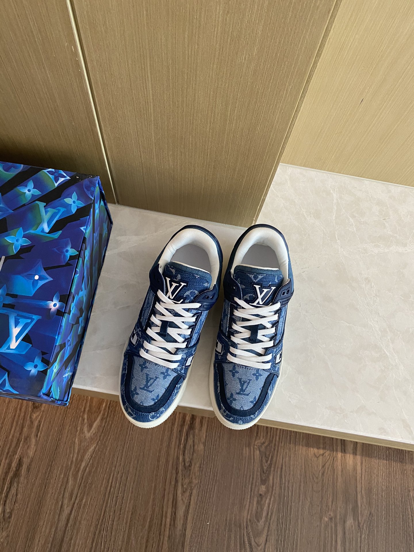 Louis Vuitton LV TRAINERS SNEAKER 9 - vstockx