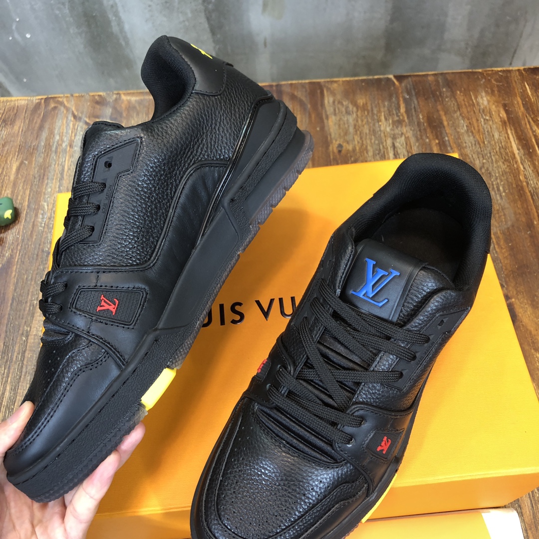 Louis Vuitton Trainer Sneakers 62 - vstockx
