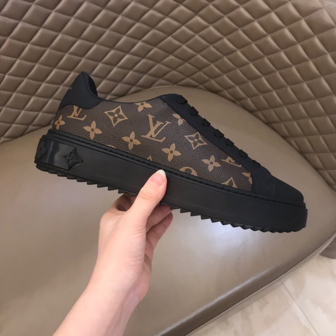 Louis Vuitton Low Top sneaker 36 - vstockx