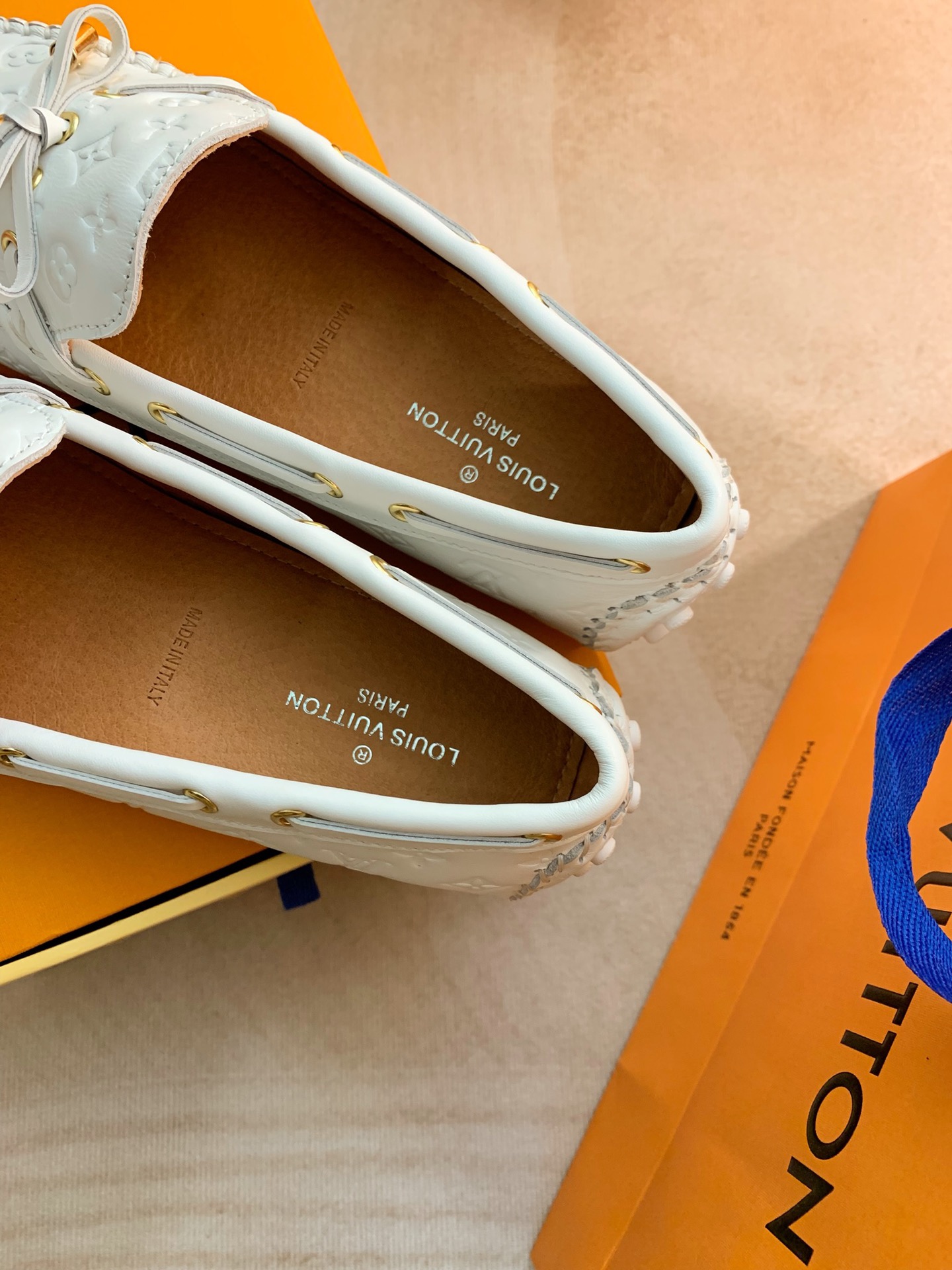 Louis Vuitton GLORIA FLAT LOAFERS WOMEN 11 - vstockx