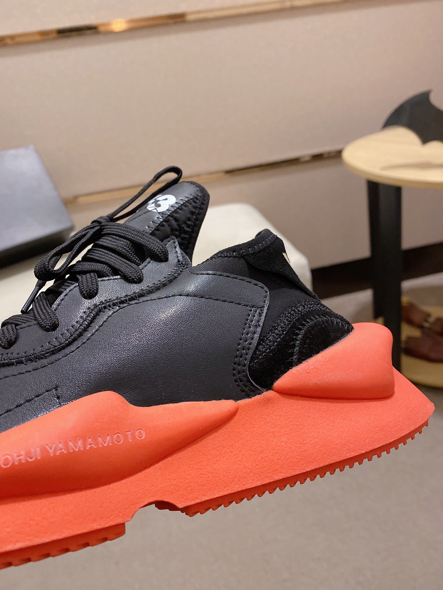 Y-3 Kaiwa Lace-Up Sneakers 22 - vstockx