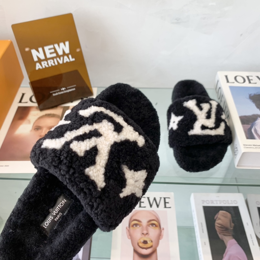 Louis Vuitton GLORIA FLAT LOAFERS WOMEN 12 - vstockx