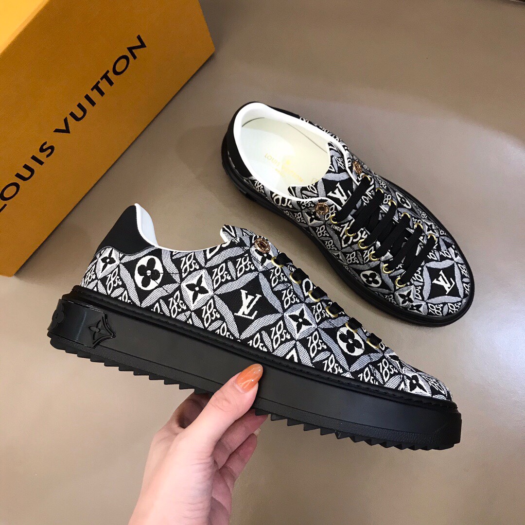 Louis Vuitton Low Top sneaker 44 - vstockx