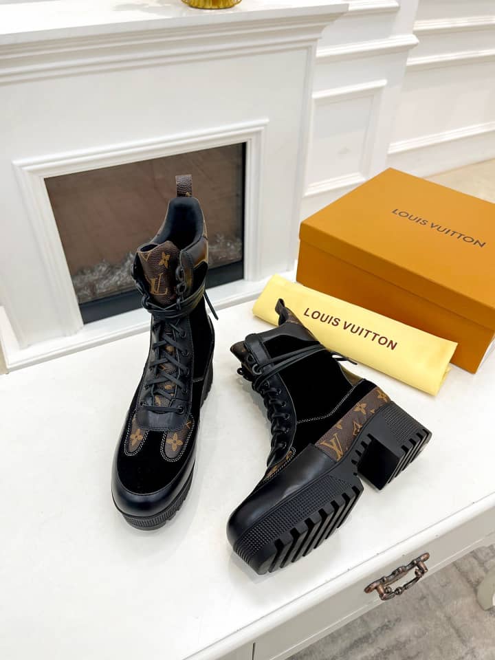 Louis Vuitton Laureate Platform Desert Boot Black - vstockx