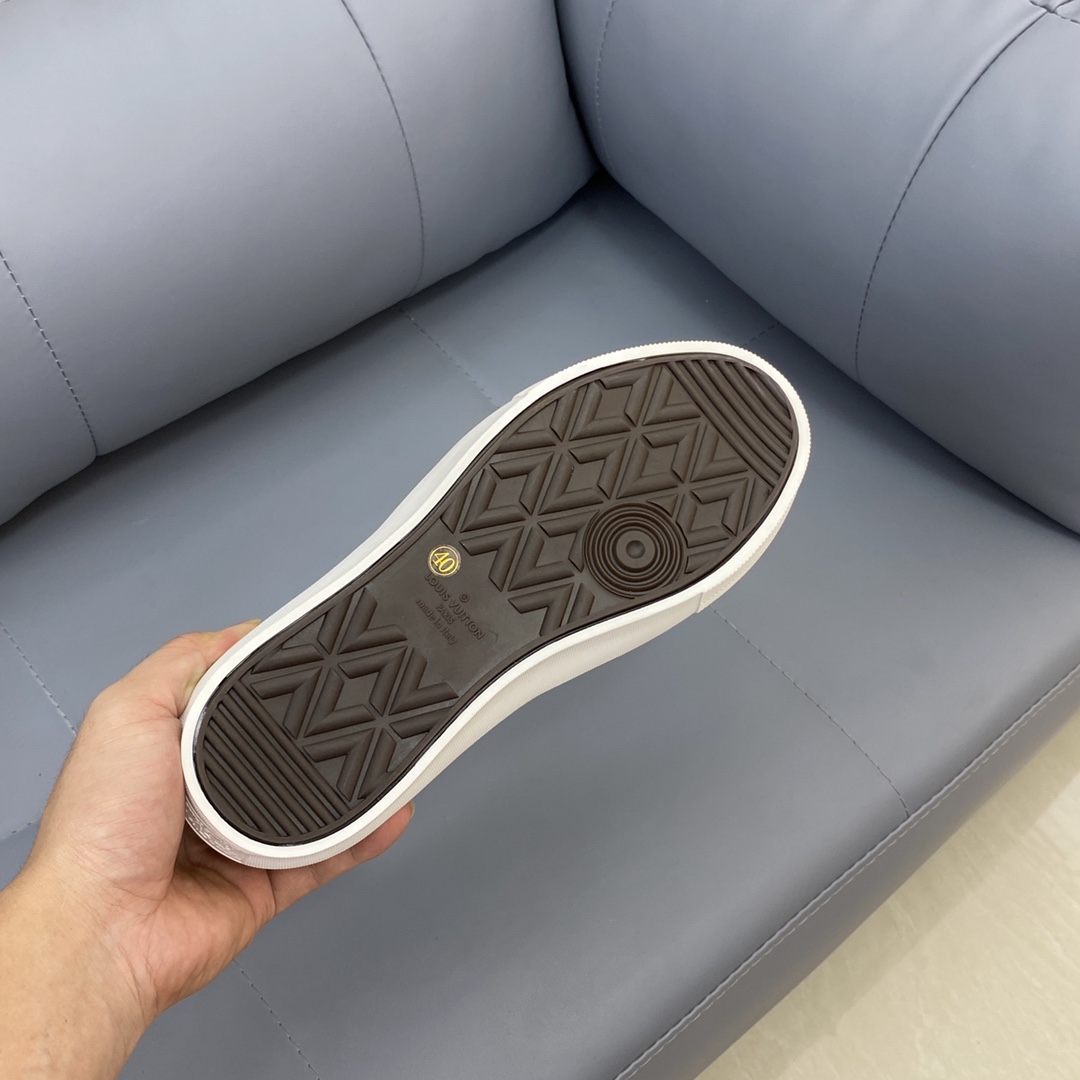 Louis Vuitton Monogram Denim sneaker 4 - vstockx