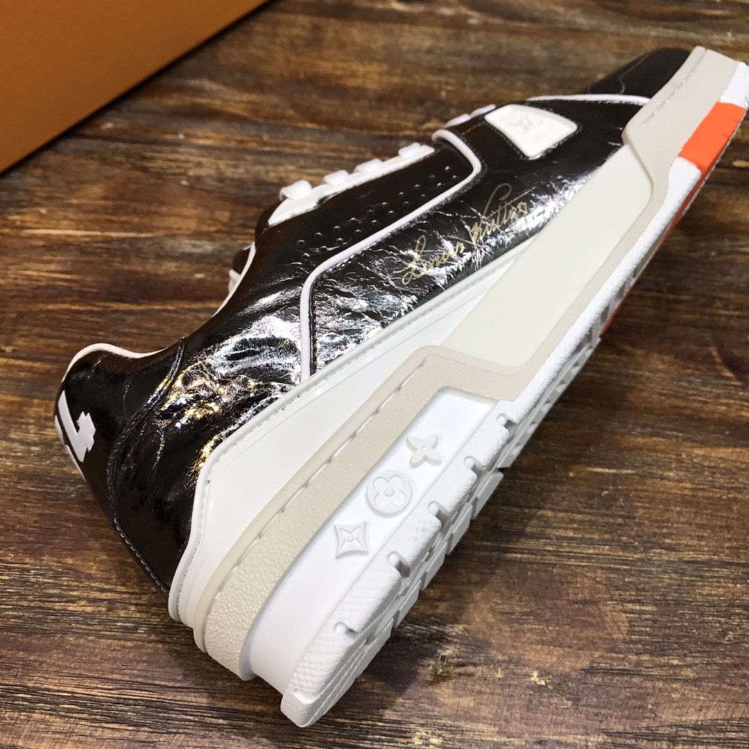 Louis Vuitton Trainer Sneakers 35 - vstockx
