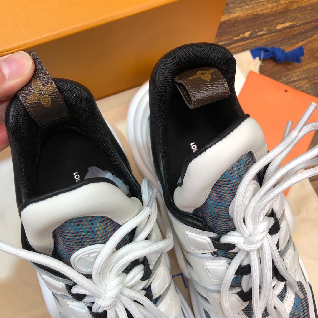 Louis Vuitton Archlight 22 - vstockx