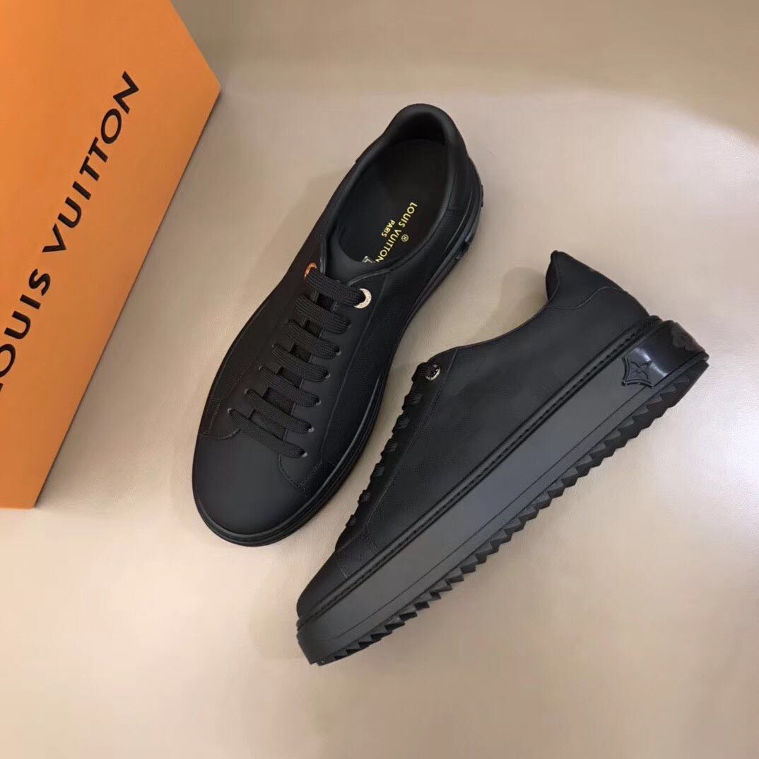 Louis Vuitton Low Top sneaker 51 - vstockx