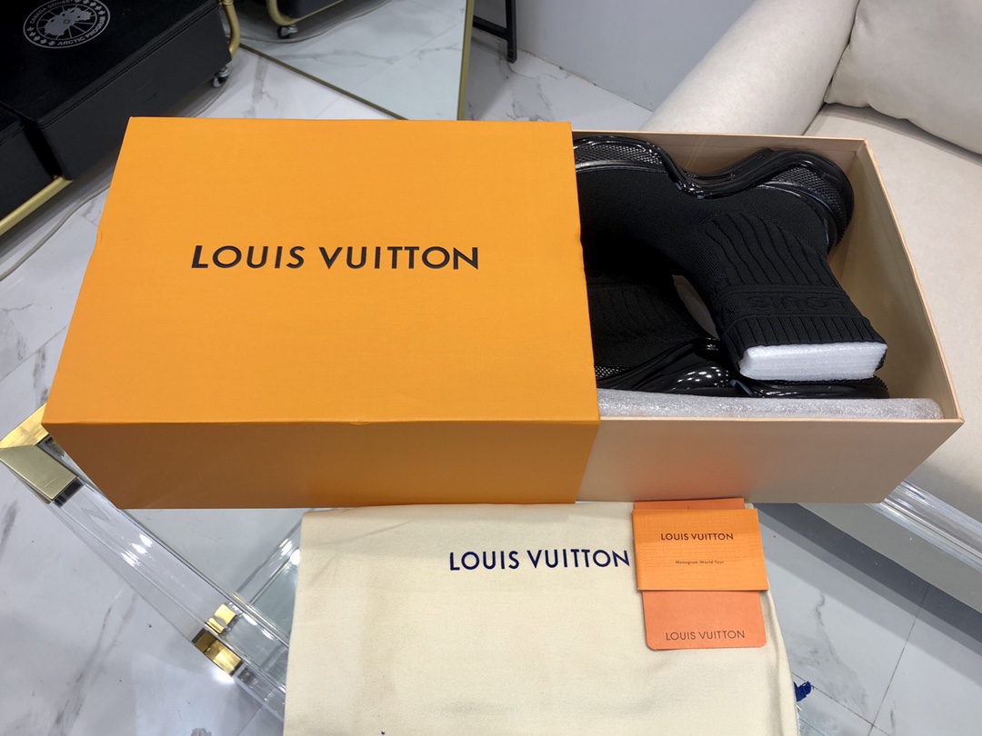 Louis Vuitton Archlight Sneaker 1 - vstockx