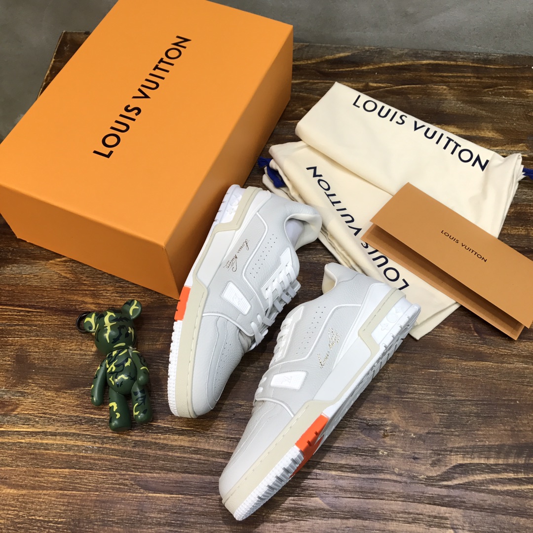 Louis Vuitton Trainer Sneakers 29 - vstockx