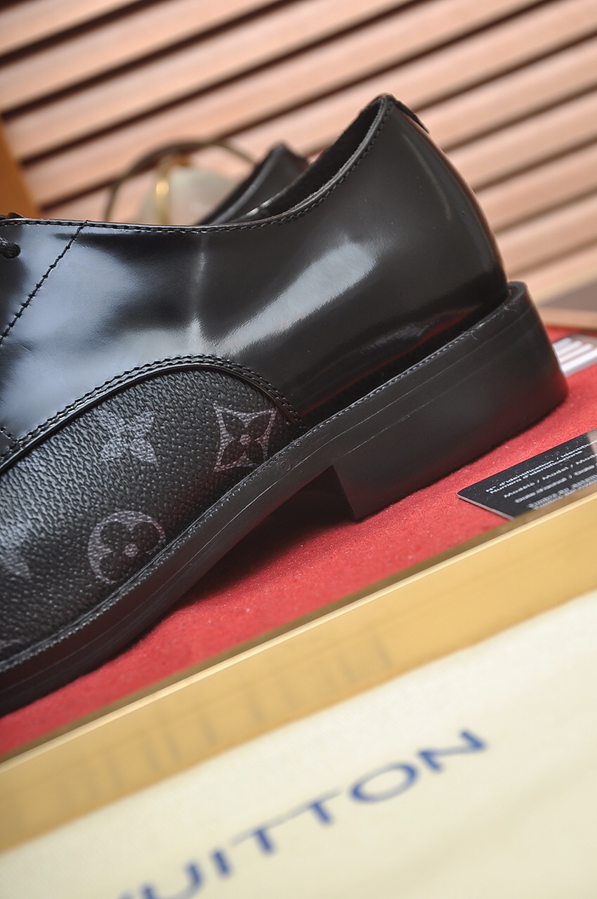 Louis Vuitton Leather Boots 47 - vstockx