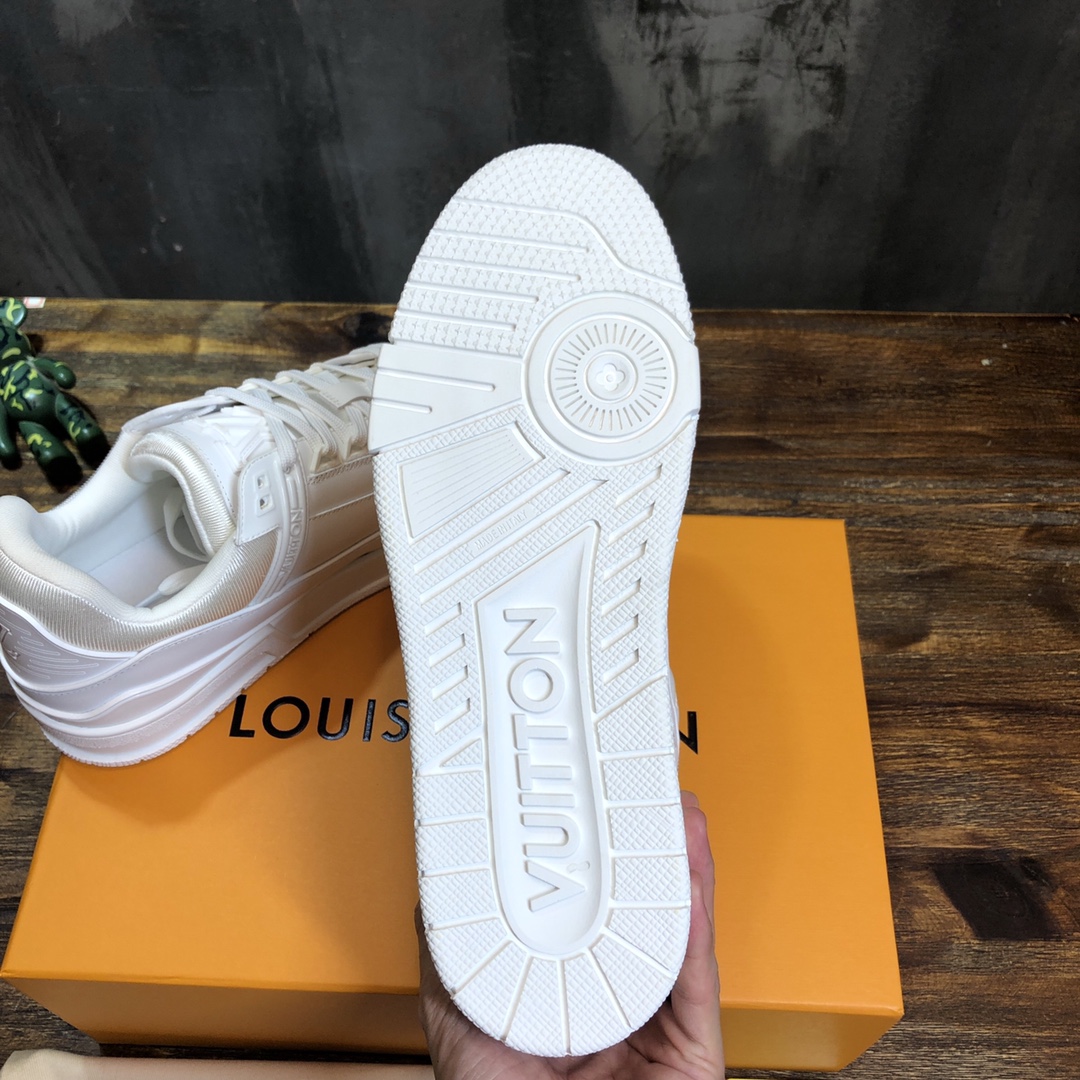Louis Vuitton Trainer Sneakers 50 - vstockx