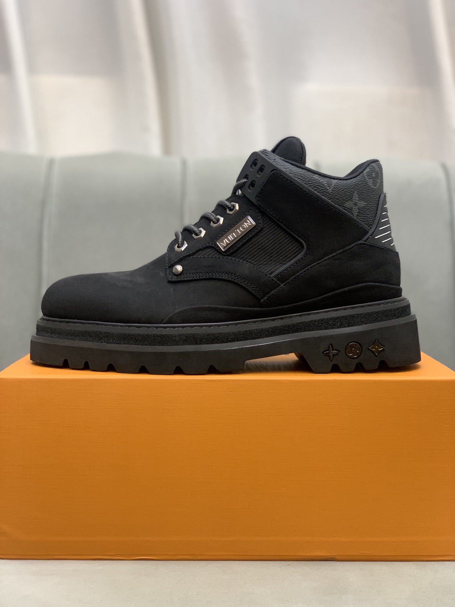 Louis Vuitton Blue 1a8jtx Oberkampf Ankle Boots/Booties 1 - vstockx