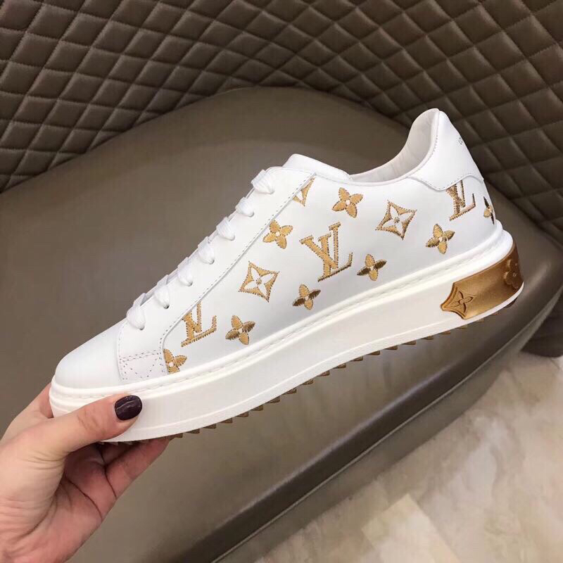 Louis Vuitton Low Top sneaker 30 - vstockx