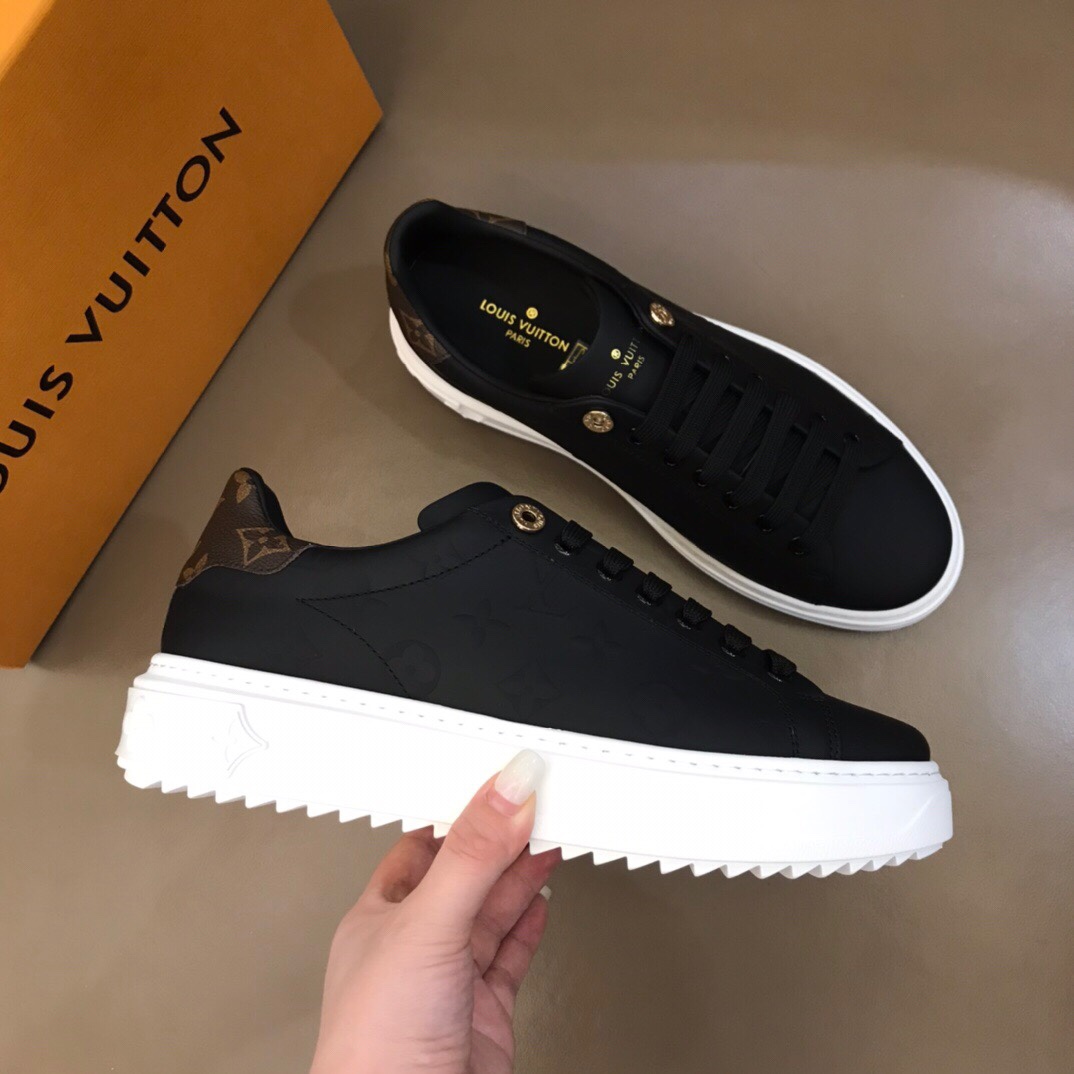 Louis Vuitton Low Top sneaker 49 - vstockx