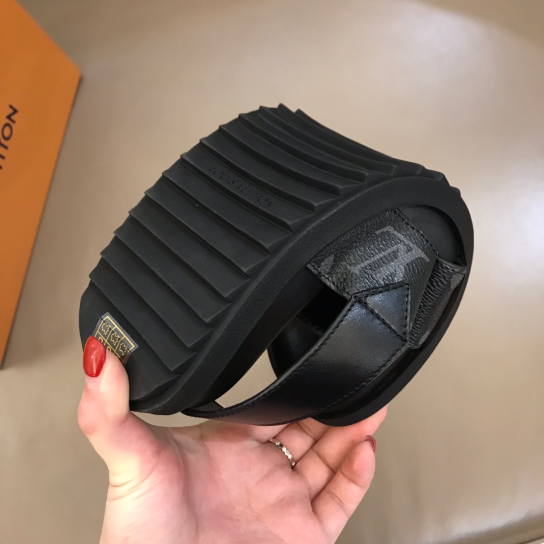 Louis Vuitton Slipper 46 - vstockx