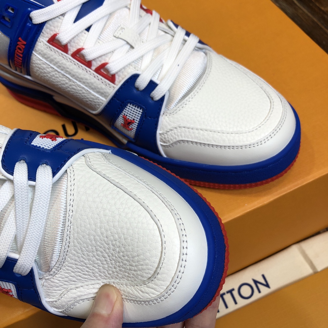 Louis Vuitton Trainer Sneakers 76 - vstockx