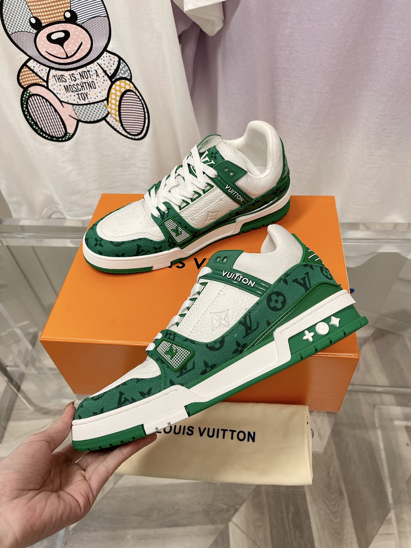 Louis Vuitton LV TRAINERS SNEAKER 2 - vstockx