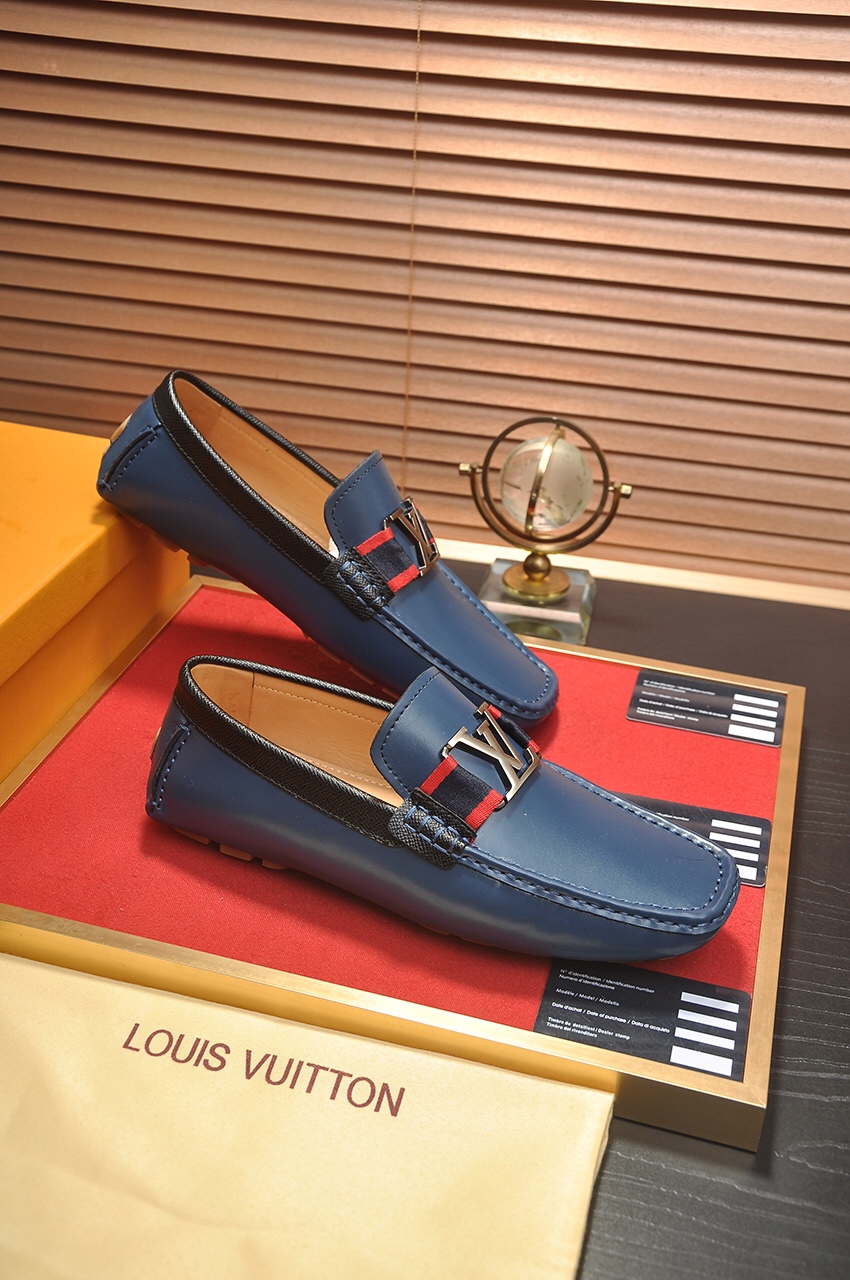 Louis Vuitton Leather Boots 30 - vstockx