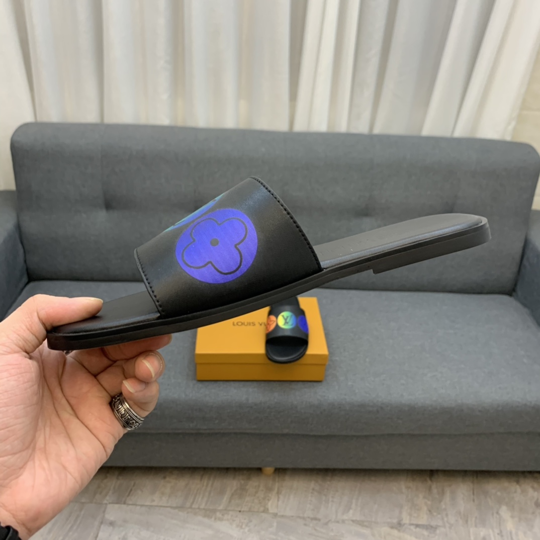 Louis Vuitton Slipper 122 - vstockx