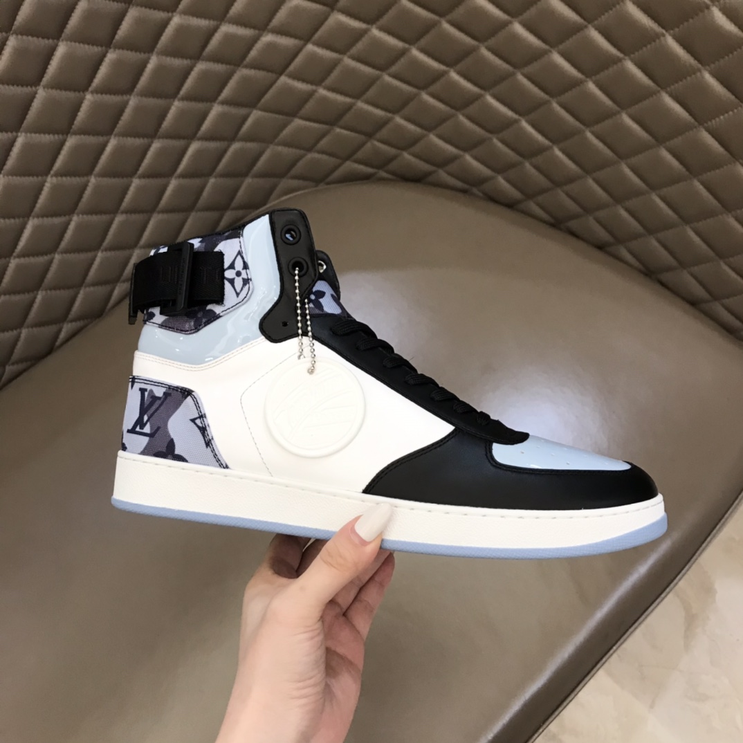 Louis Vuitton Rivoli sneaker 17 - vstockx