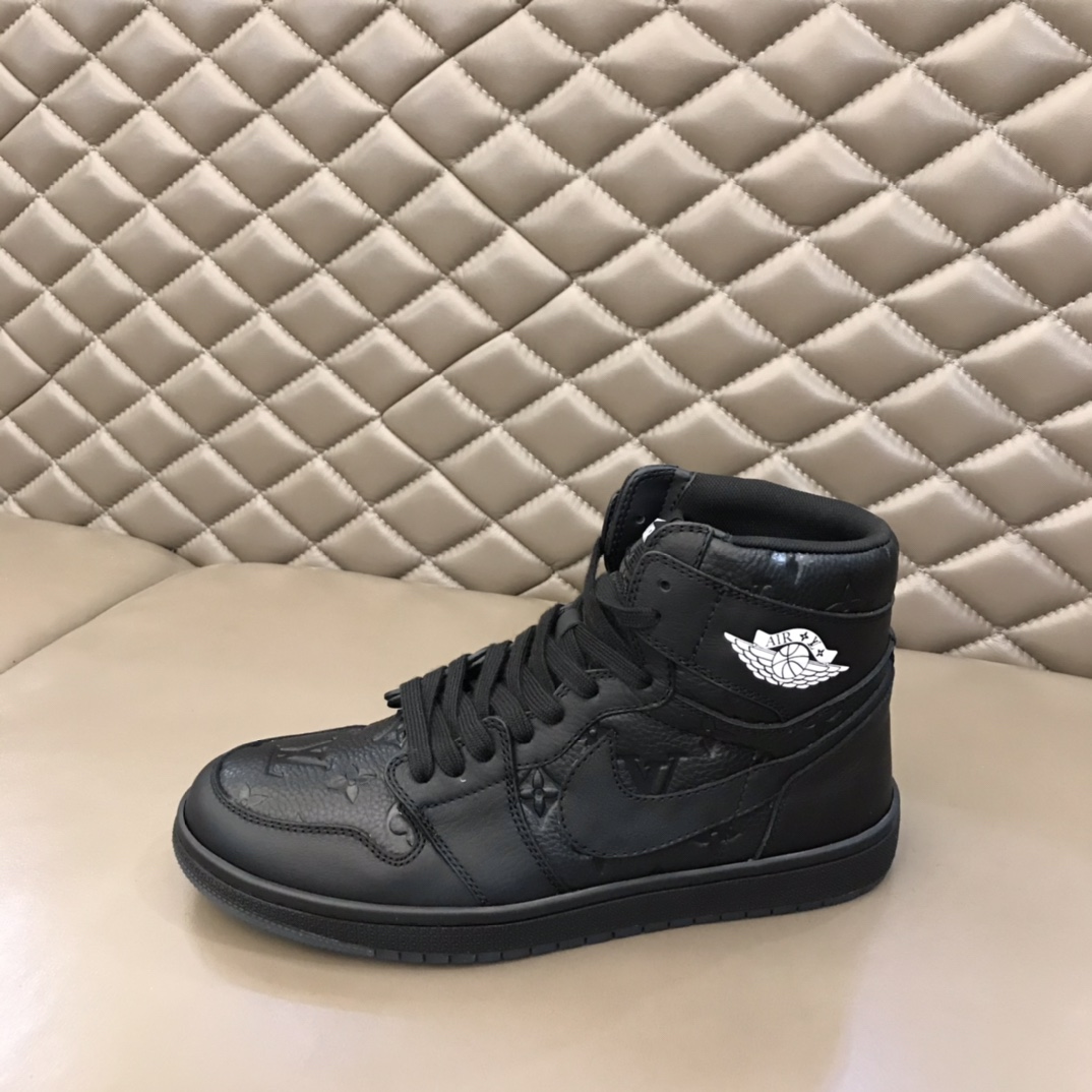 Louis Vuitton & Nike sneaker 15 - vstockx