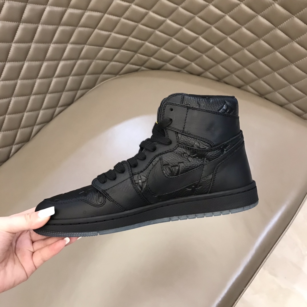 Louis Vuitton & Nike sneaker 15 - vstockx
