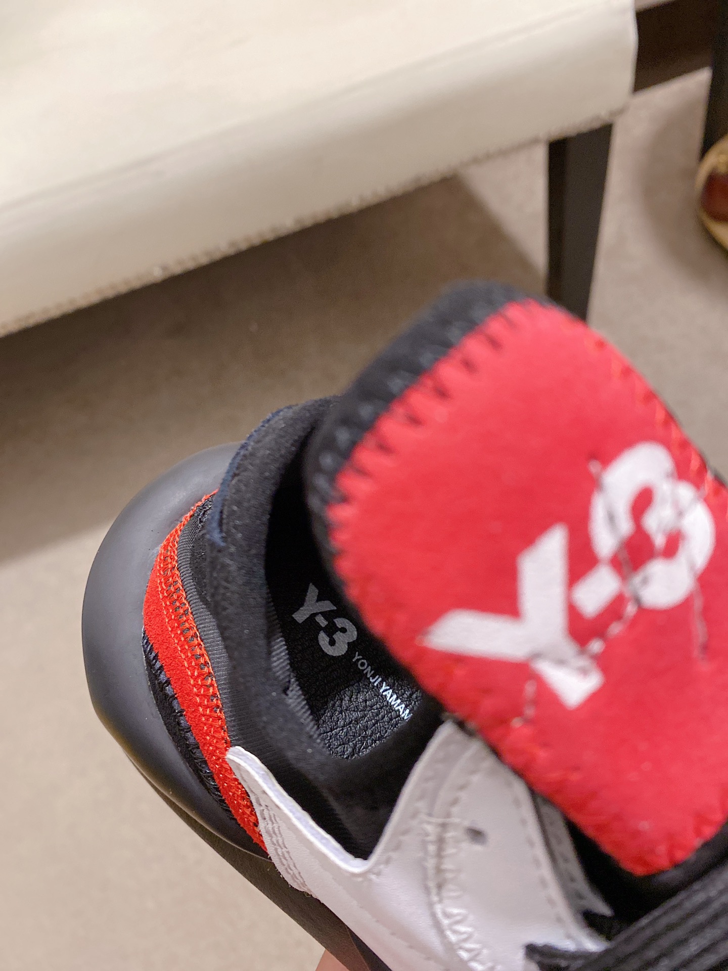 Y-3 Kaiwa Lace-Up Sneakers 20 - vstockx