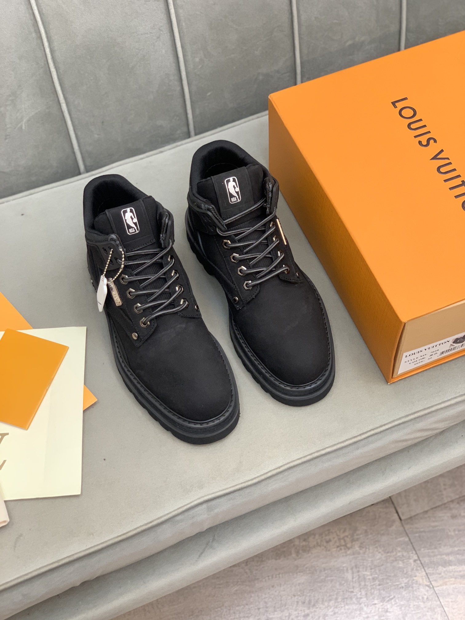 Louis Vuitton Blue 1a8jtx Oberkampf Ankle Boots/Booties 1 - vstockx