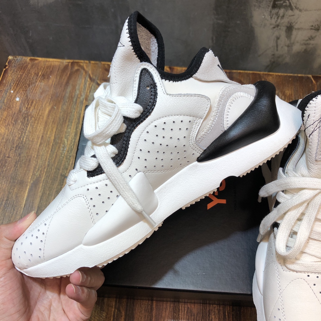 Y-3 Kaiwa Lace-Up Sneakers 28 - vstockx