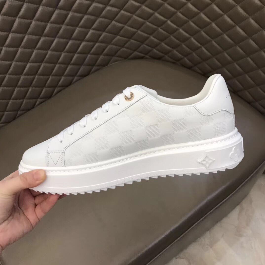 Louis Vuitton Low Top sneaker 52 - vstockx