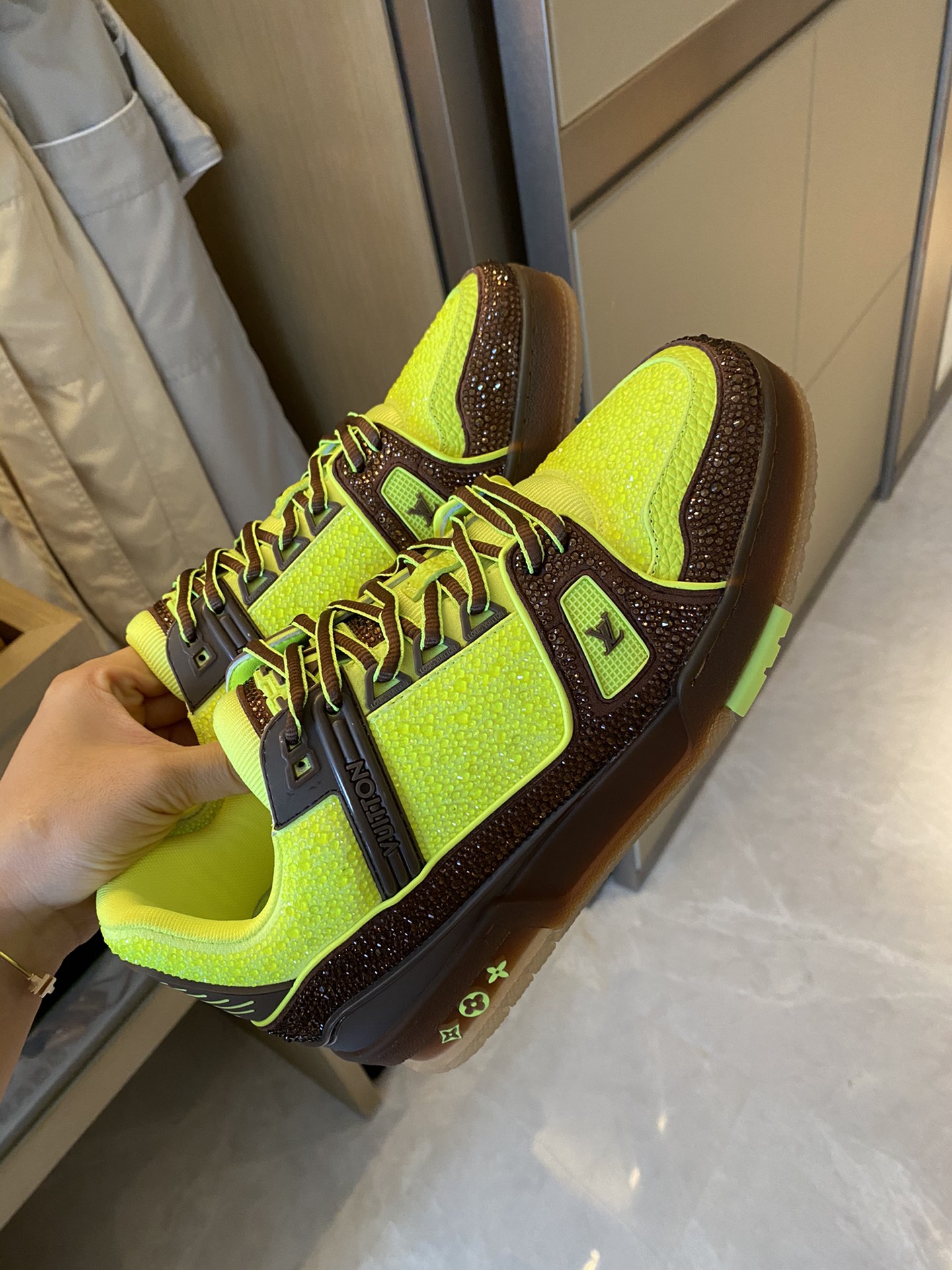 Louis Vuitton LV TRAINERS SNEAKER 9 - vstockx