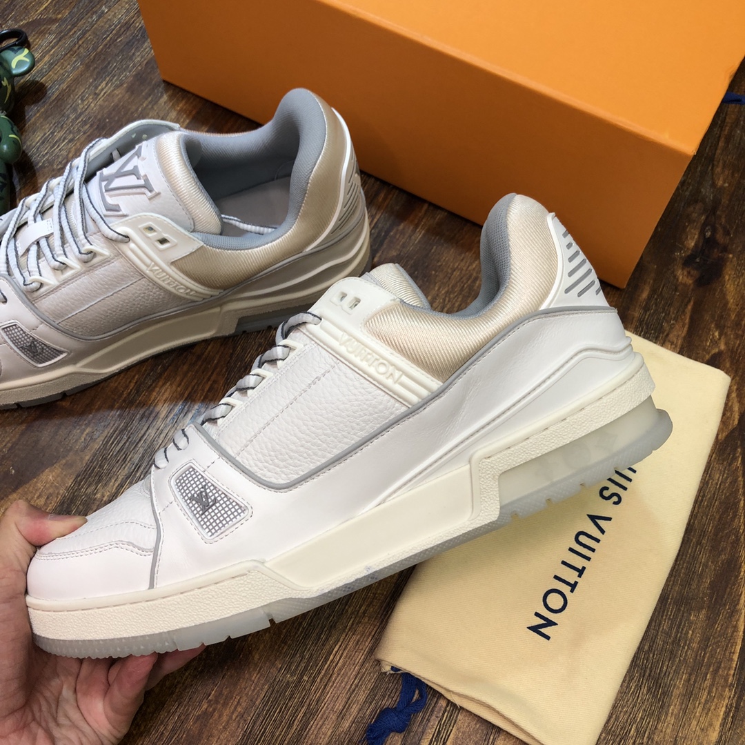 Louis Vuitton Trainer Sneakers 36 - vstockx