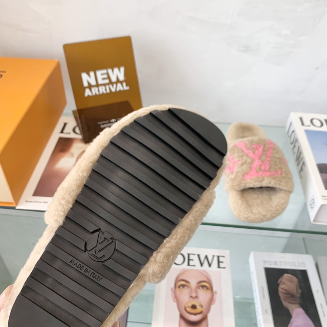 Louis Vuitton GLORIA FLAT LOAFERS WOMEN 12 - vstockx