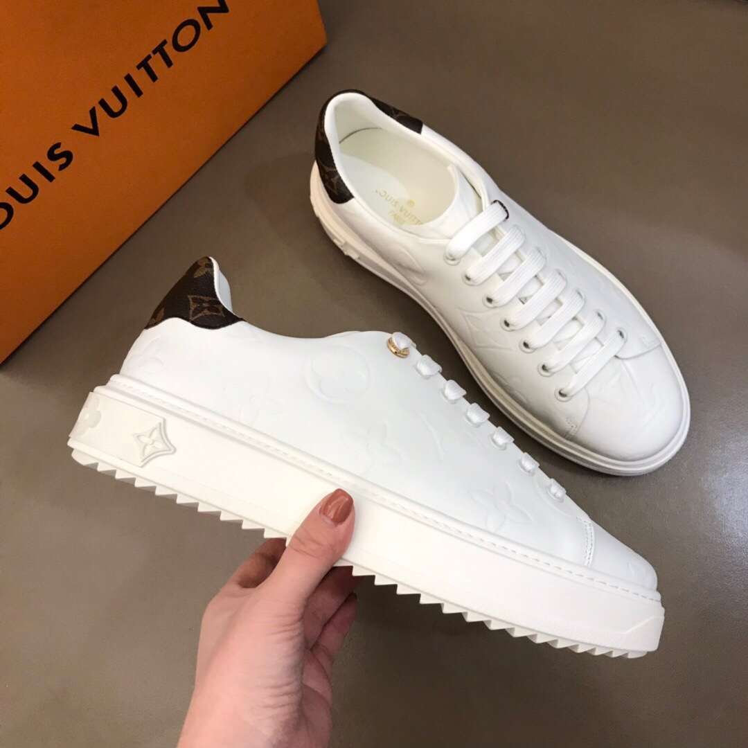 Louis Vuitton Low Top sneaker 54 - vstockx