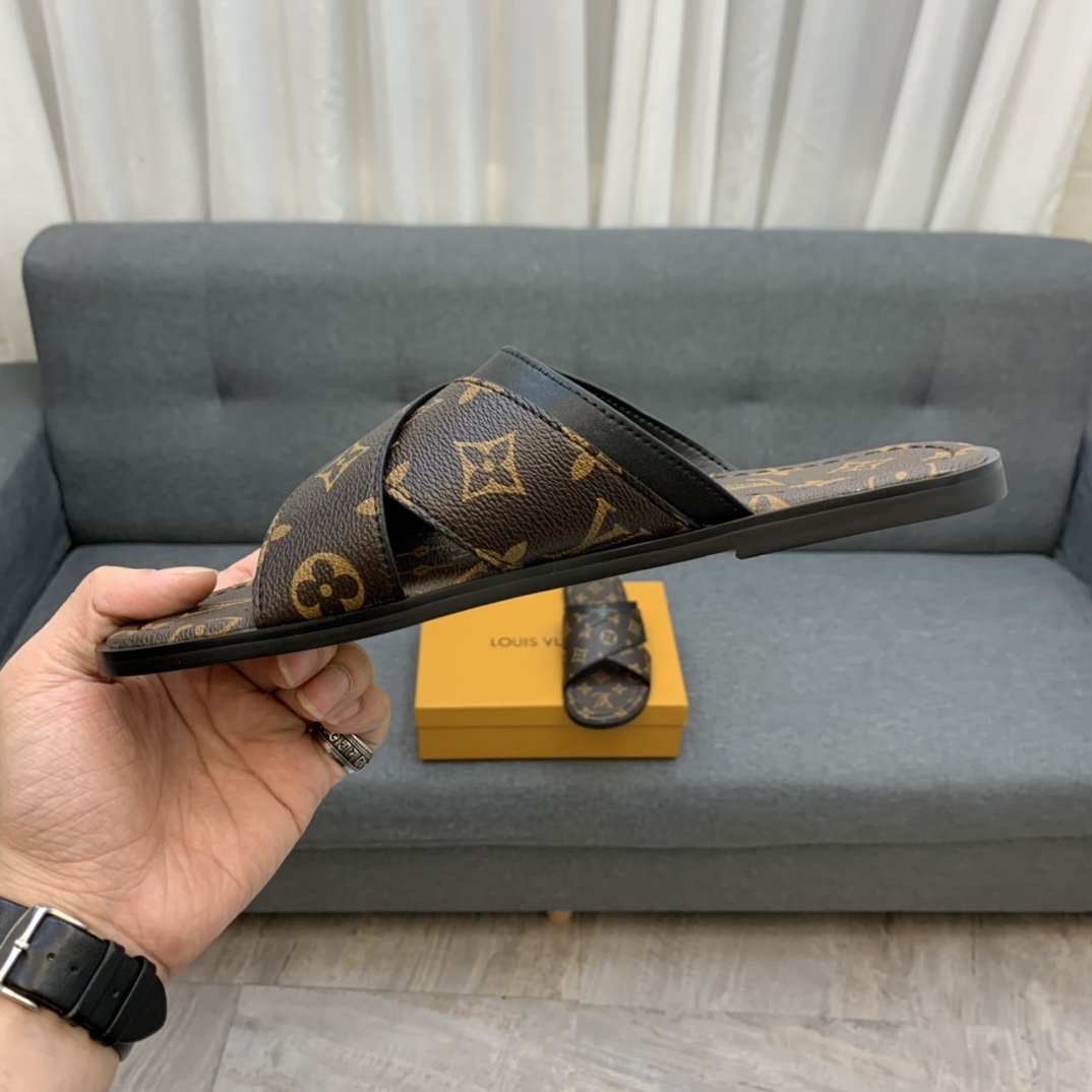 Louis Vuitton Slipper 140 - vstockx