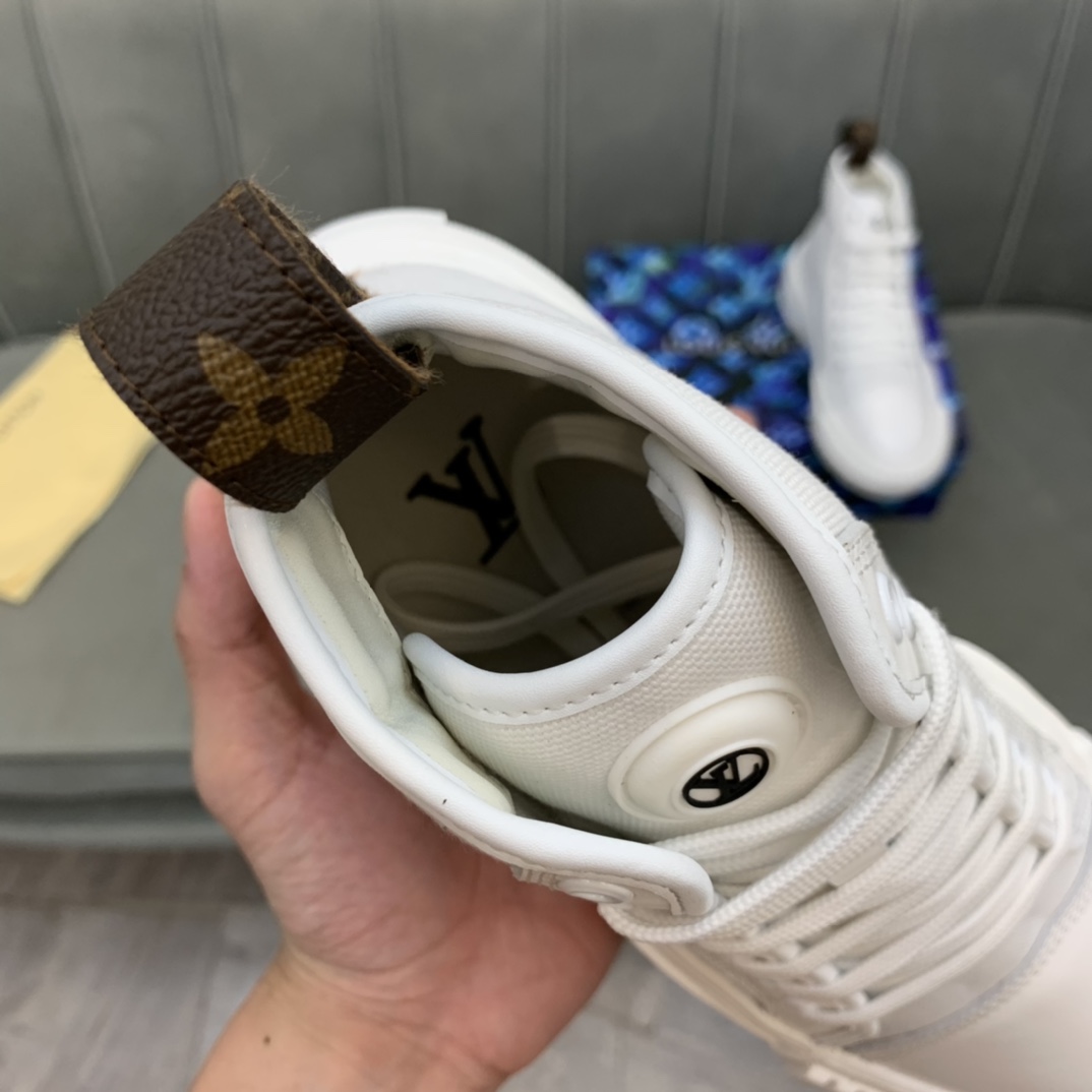 Louis Vuitton Squad sneaker 3 - vstockx