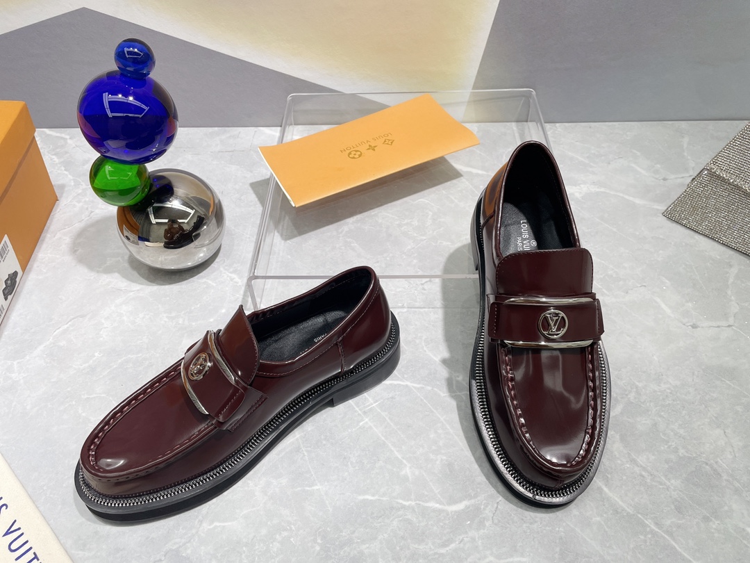 Louis Vuitton shoes WOMEN 3 - vstockx