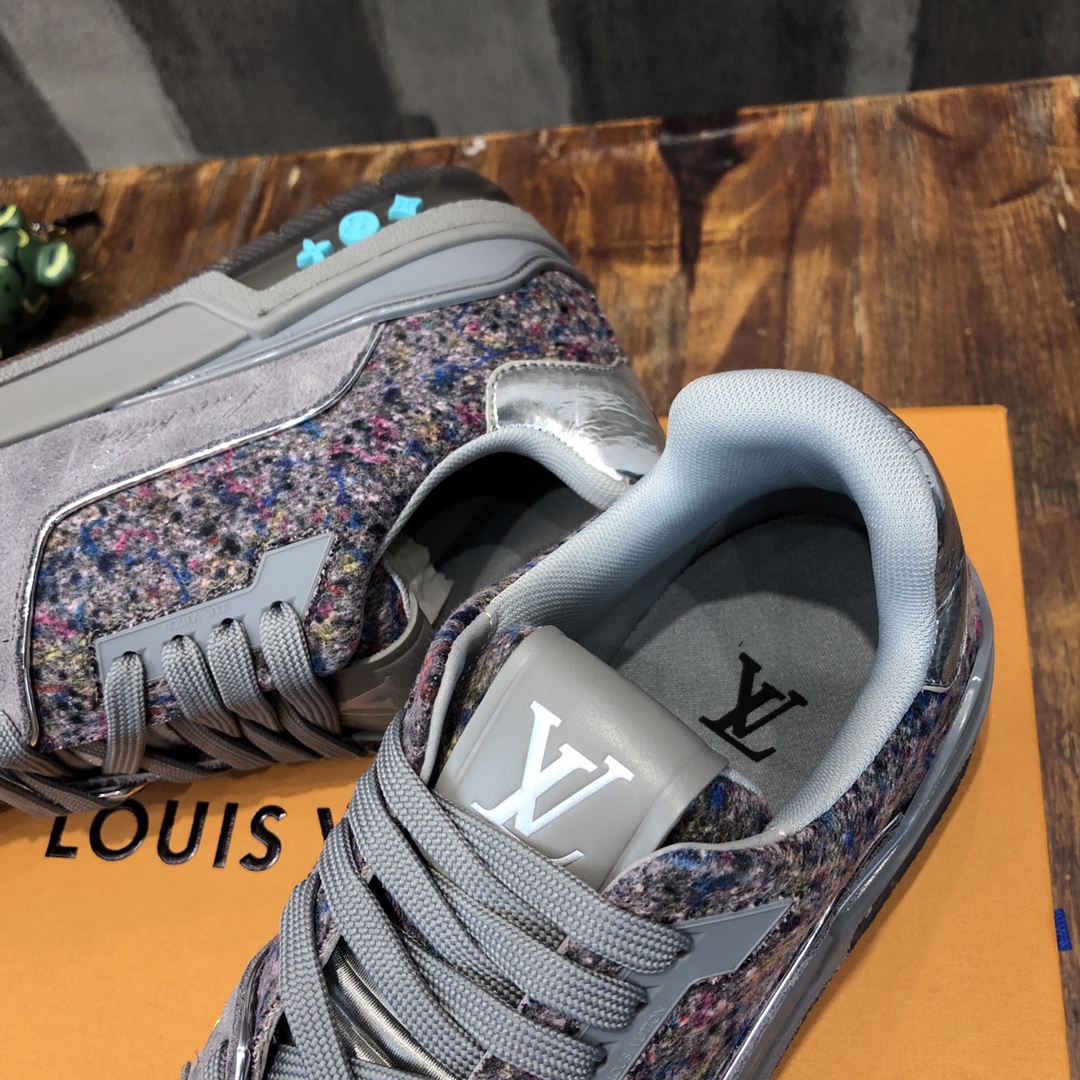 Louis Vuitton Trainer Sneakers 54 - vstockx