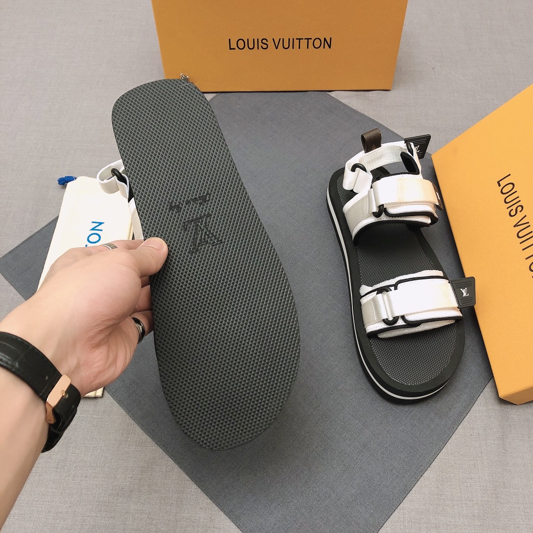 Louis Vuitton Slipper 35 - vstockx
