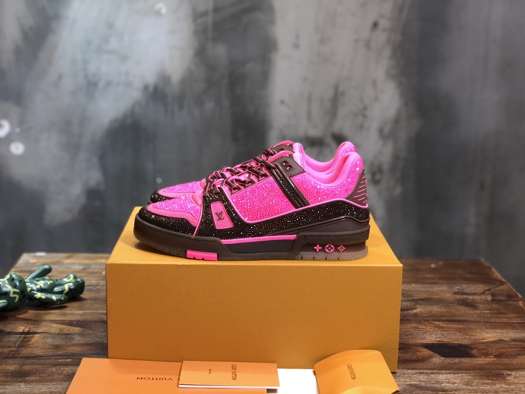 Louis Vuitton Trainer Sneakers 87 - vstockx