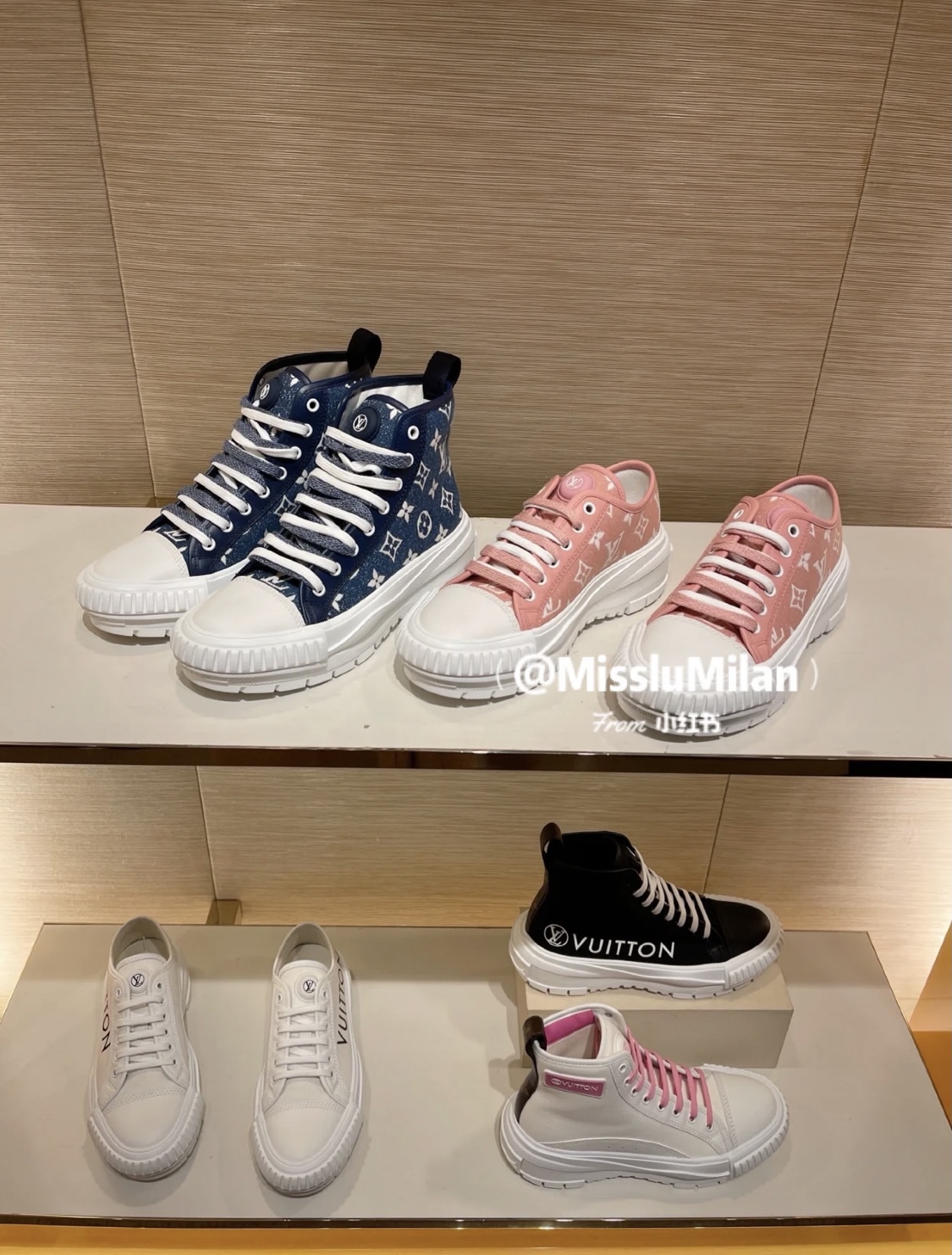 Louis Vuitton LV SQUAD TRAINER BOOTS 5 - vstockx