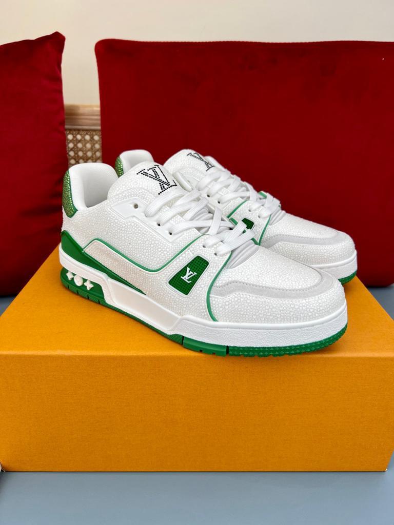 Louis Vuitton LV Trainer Green Strass - vstockx
