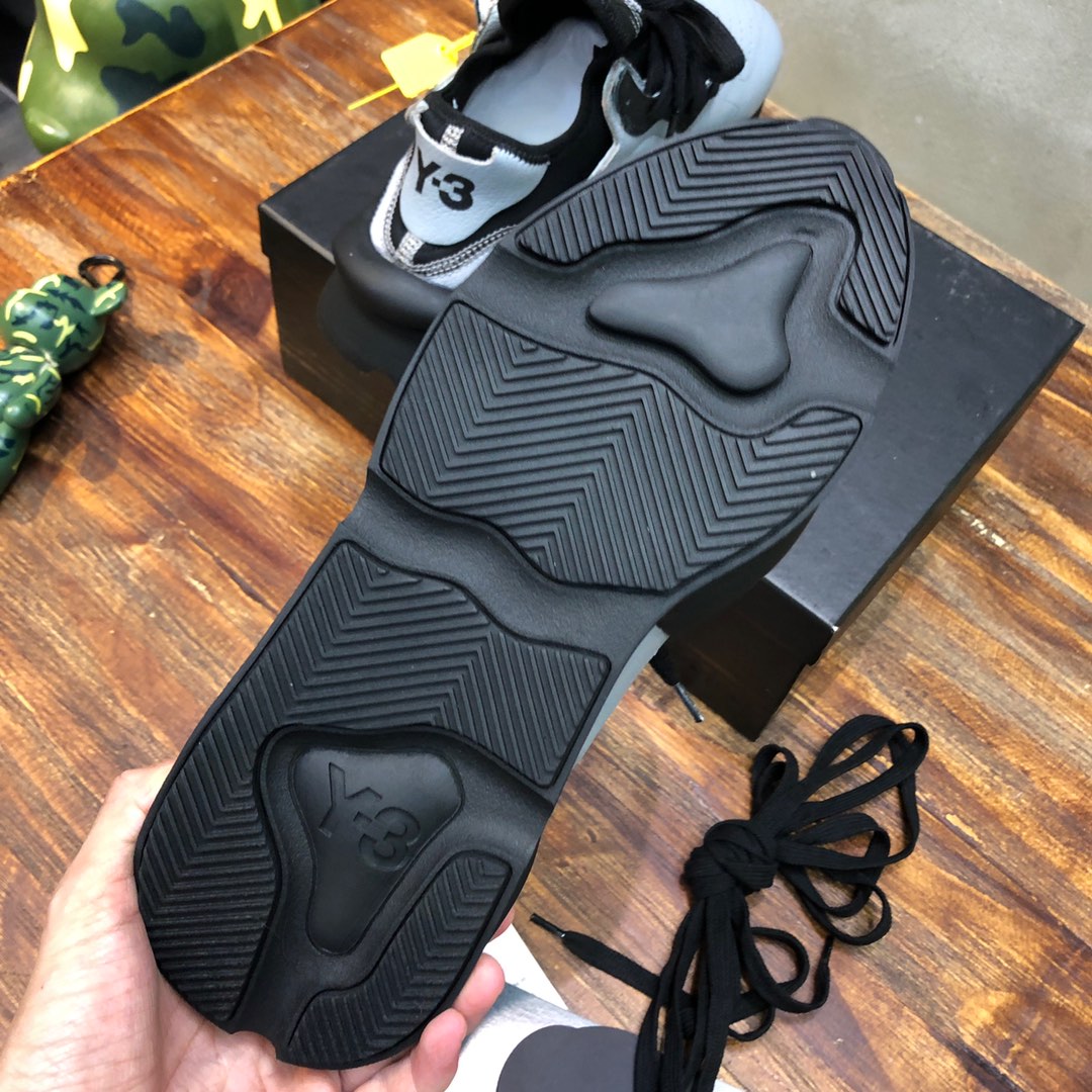 Y-3 Kaiwa Lace-Up Sneakers 33 - vstockx