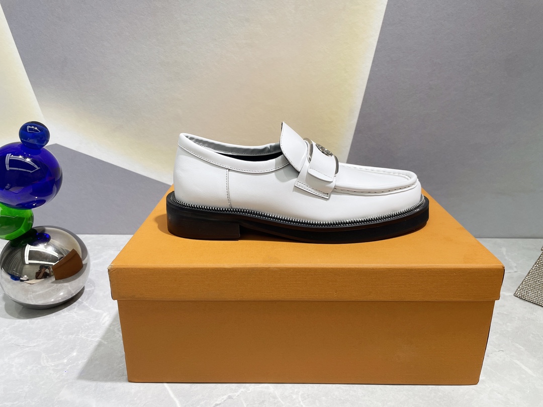 Louis Vuitton shoes WOMEN 3 - vstockx