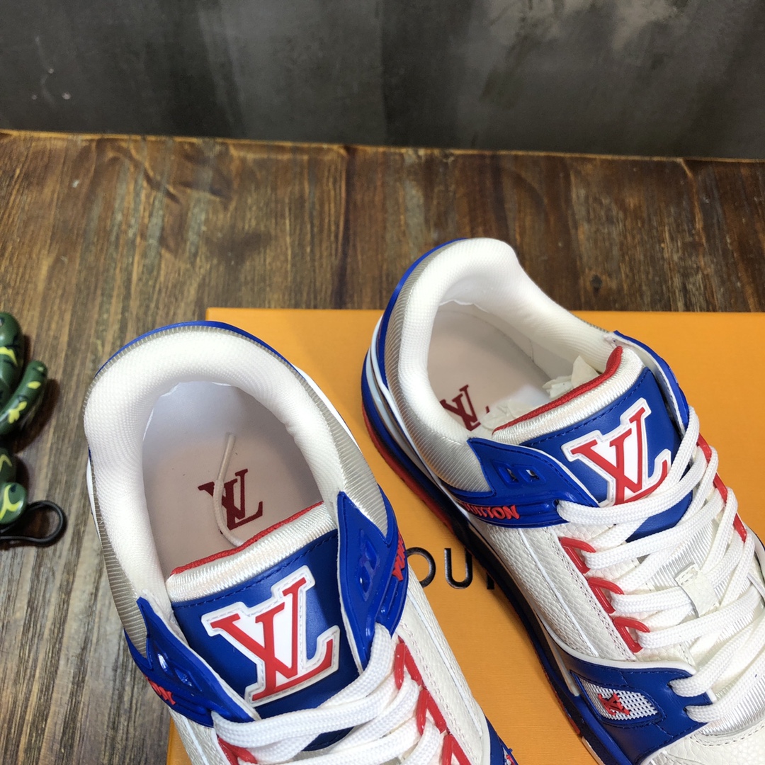 Louis Vuitton Trainer Sneakers 76 - vstockx