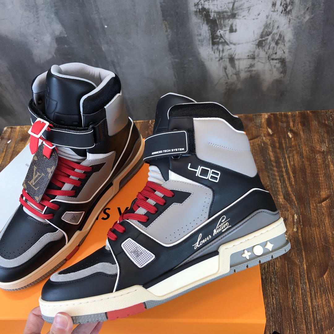 Louis Vuitton Trainer Sneakers 18 - vstockx