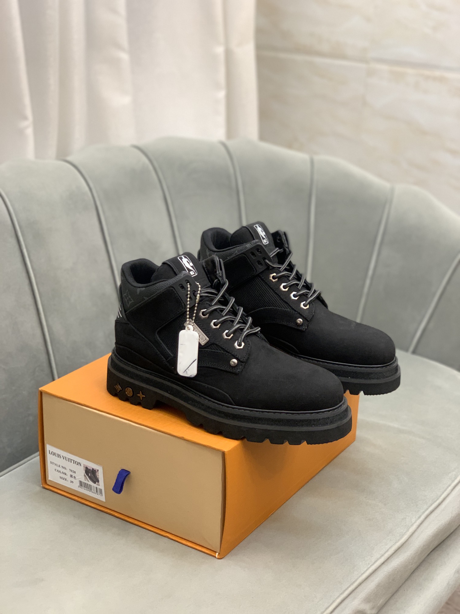 Louis Vuitton Blue 1a8jtx Oberkampf Ankle Boots/Booties 1 - vstockx